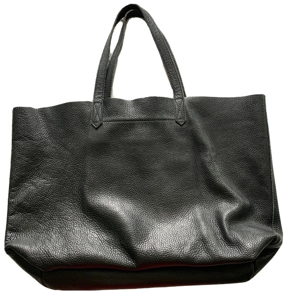 Cuyana Handbags - CUYANA Black Pebbled Classic Leather Tote Bag